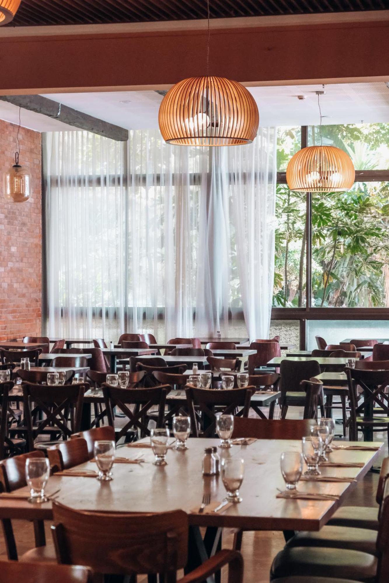 Eden Inn Zikhron Ya'akov Exterior foto